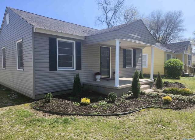 Property at 1006 7th Ave, Decatur, AL 35601, 2 beds, 1 bath
