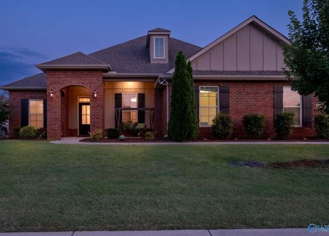 Property at 121 Hilltop Ridge Dr, Madison, AL 35756, 4 beds, 3 baths