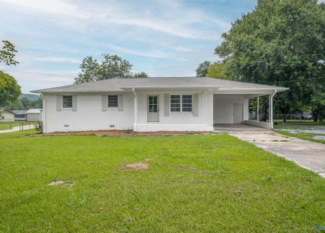 Property at 4016 Boone Rd, Rainbow City, AL 35906, 3 beds, 2 baths