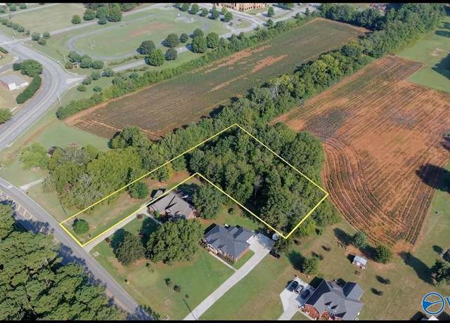 Property at 1548 A Zierdt Rd, Huntsville, AL 35824