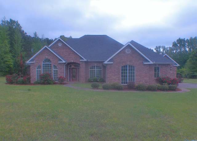 Property at 275 Cain Rd, Somerville, AL 35670, 4 beds, 3.5 baths