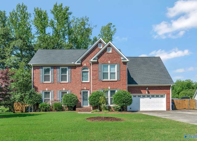 Property at 133 Raccoon Trce, Huntsville, AL 35806, 4 beds, 2.5 baths