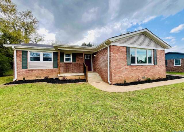 Property at 4101 Glendale Ln NW, Huntsville, AL 35810, 3 beds, 2 baths