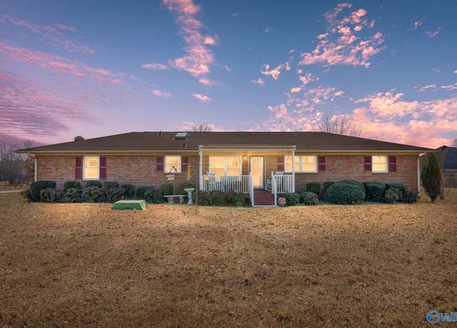 Property at 26170 Capshaw Rd, Athens, AL 35613, 3 beds, 2 baths