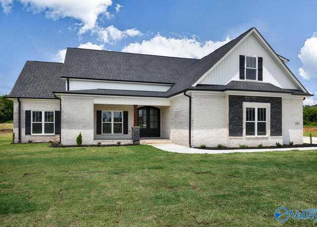 Property at 185 Pike Parvin Rd, Meridianville, AL 35759, 5 beds, 4.5 baths