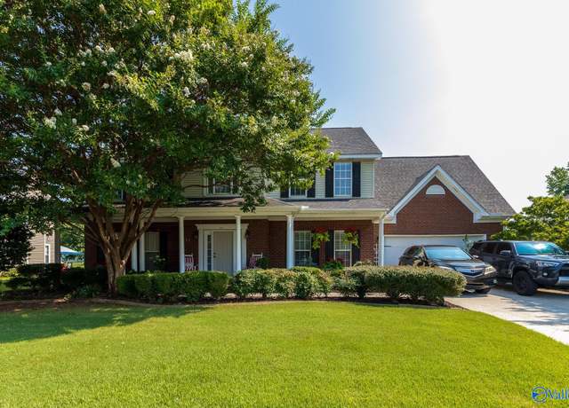 Property at 309 Bradford Farms Dr, Madison, AL 35758, 4 beds, 2.5 baths
