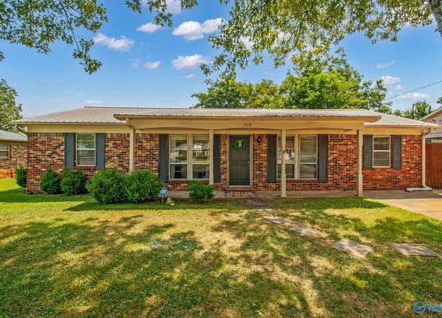 Property at 2908 Leighsdale Ave SW, Decatur, AL 35603, 3 beds, 2 baths