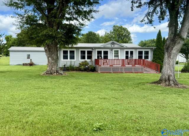 Property at 795 County Road 26, Centre, AL 35960, 3 beds, 2 baths