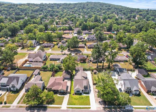 Property at 1510 Hermitage Ave, Huntsville, AL 35801, 3 beds, 3.5 baths
