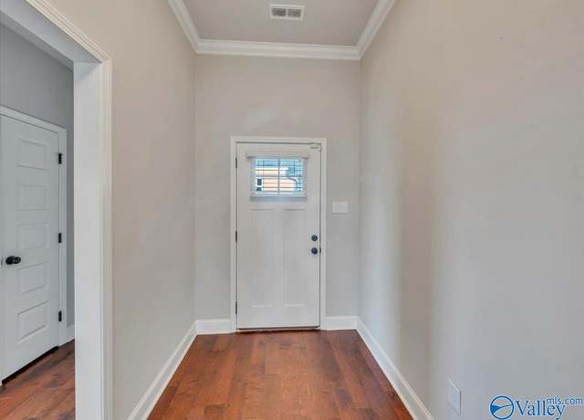 Property at 16057 Glenncrest Ln, Harvest, AL 35749, 3 beds, 2 baths