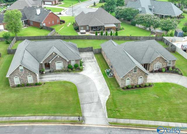 Property at 4019 Saddlehorn Bnd SW, Decatur, AL 35601, 4 beds, 3 baths