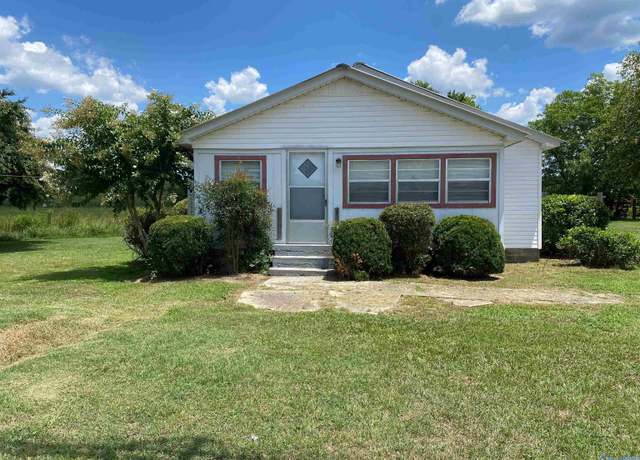Property at 3381 Highway 77, Southside, AL 35907, 4 beds, 2 baths
