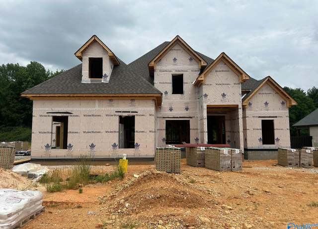 Property at 16178 Darby Dr, Athens, AL 35613, 4 beds, 2.5 baths