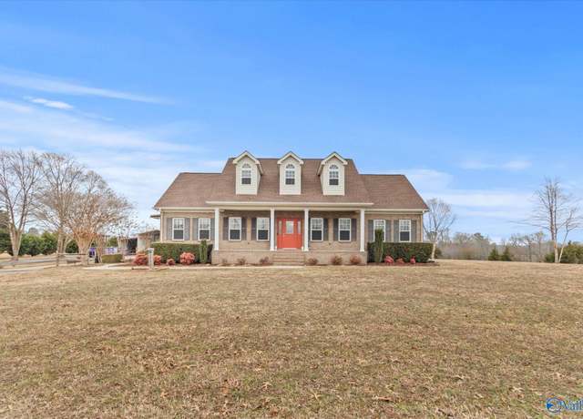 Property at 22175 Johnson St, Athens, AL 35613, 3 beds, 2.5 baths