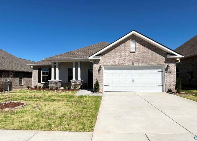 Property at 24069 Quints Dr, Athens, AL 35613, 4 beds, 2 baths