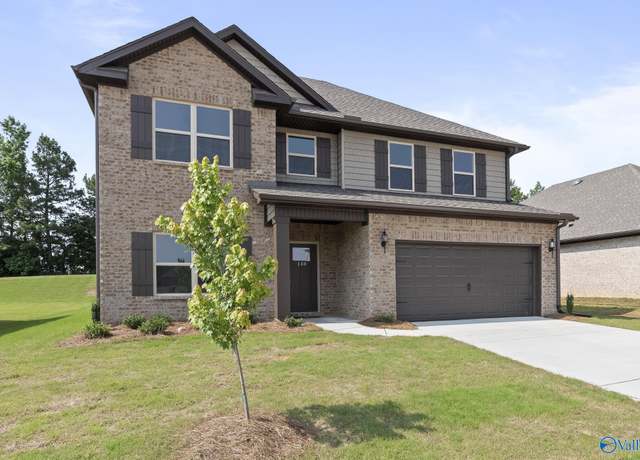 Property at 180 Saddle St, New Market, AL 35761, 4 beds, 2.5 baths