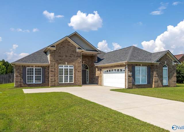 Property at 111 Tallow Wood Dr, Harvest, AL 35749, 3 beds, 2 baths