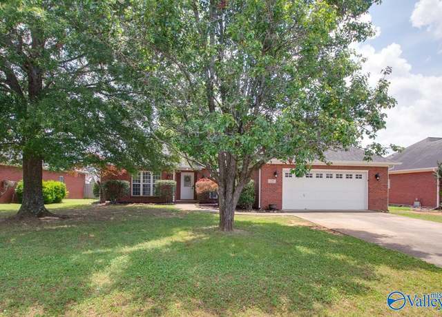Property at 121 Meghan Ln, Madison, AL 35758, 4 beds, 2 baths