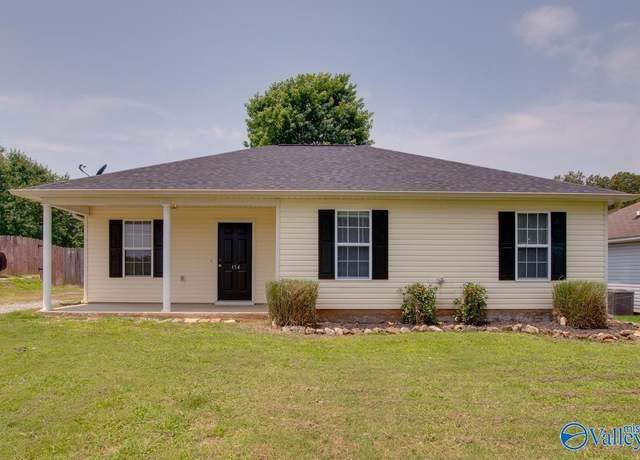 Property at 154 Stafford Rd, Hazel Green, AL 35750, 3 beds, 2 baths