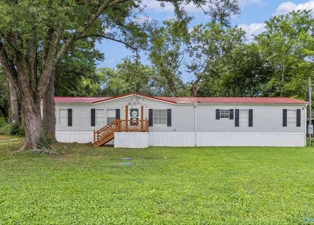 Property at 170 Helena Dr, Huntsville, AL 35811, 4 beds, 2 baths