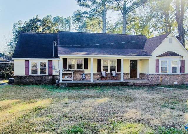Property at 106 1st Ave NE, Arab, AL 35016, 3 beds, 1 bath