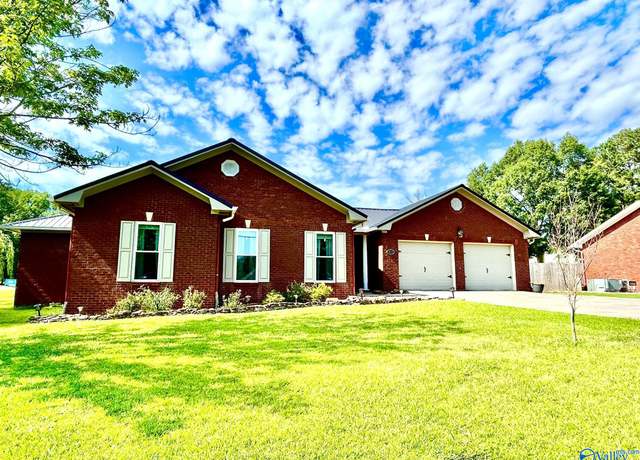 Property at 614 Powell Blvd, Albertville, AL 35950, 3 beds, 2 baths