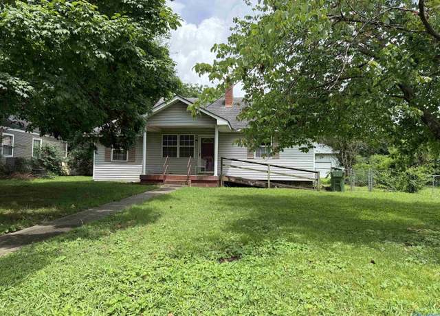 Property at 3003 Vanderbilt Dr SW, Huntsville, AL 35801, 3 beds, 1 bath