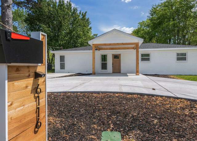 Property at 6116 Pisgah Dr NW, Huntsville, AL 35810, 3 beds, 2 baths
