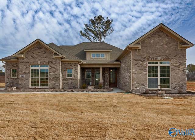 Property at 148 Lanwood Dr, Huntsville, AL 35811, 4 beds, 3.5 baths