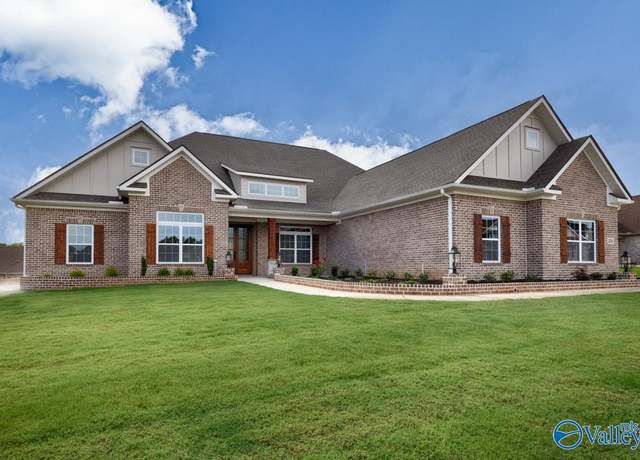 Property at 206 Blairwood Ct, Meridianville, AL 35759, 5 beds, 4.5 baths