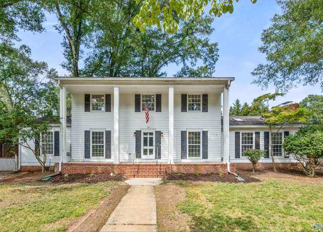 Property at 737 Mira Vista Dr, Huntsville, AL 35801, 4 beds, 2.5 baths