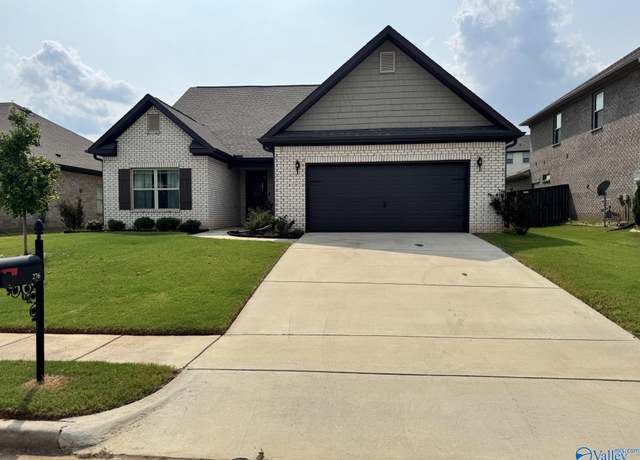 Property at 276 Holt St, Meridianville, AL 35759, 4 beds, 3 baths