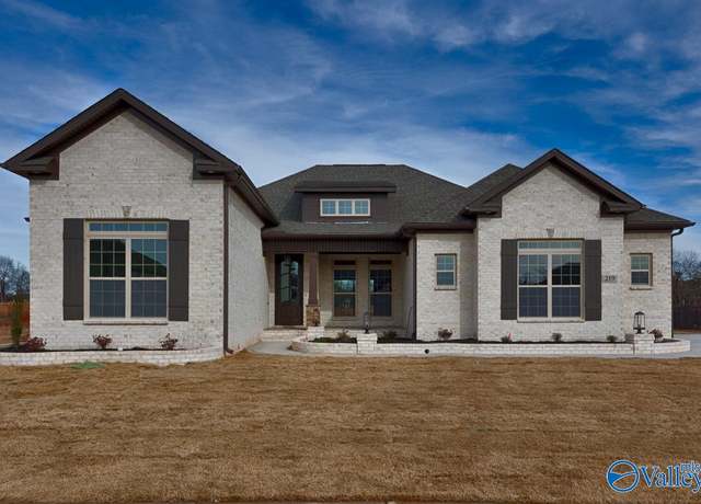 Property at 116 Geneva Ct, Meridianville, AL 35759, 3 beds, 2.5 baths