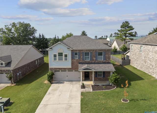 Property at 2420 Belltown Dr, Huntsville, AL 35803, 4 beds, 2.5 baths