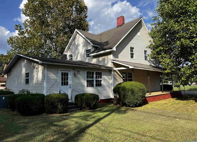 Property at 3506 W Triana Blvd, Huntsville, AL 35805, 3 beds, 2 baths