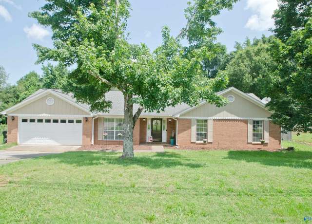 Property at 111 Hickory Trail Dr, Harvest, AL 35749, 3 beds, 2 baths