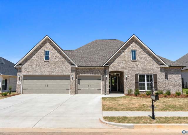 Property at 102 Pebblestream Dr, Madison, AL 35756, 4 beds, 3.5 baths