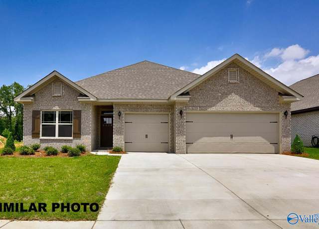 Property at 186 Pennington Ave, Huntsville, AL 35811, 3 beds, 2 baths