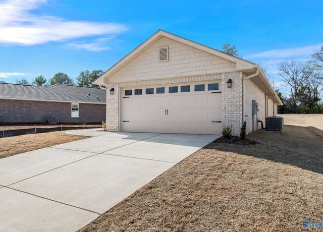 Property at 15346 Springbrook Trce, Athens, AL 35811, 3 beds, 2 baths