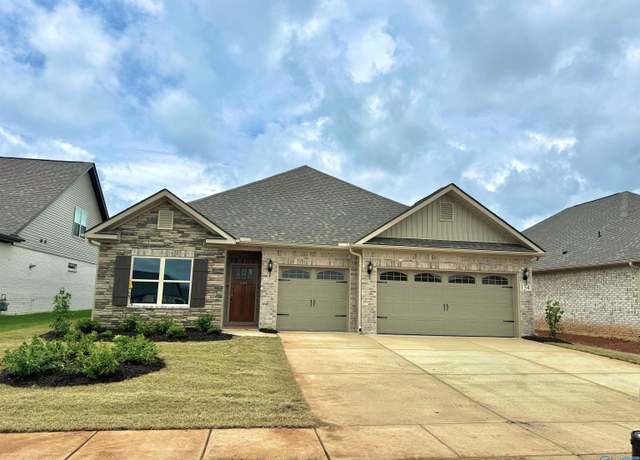 Property at 134 Ranna Dr, Huntsville, AL 35811, 3 beds, 2.5 baths