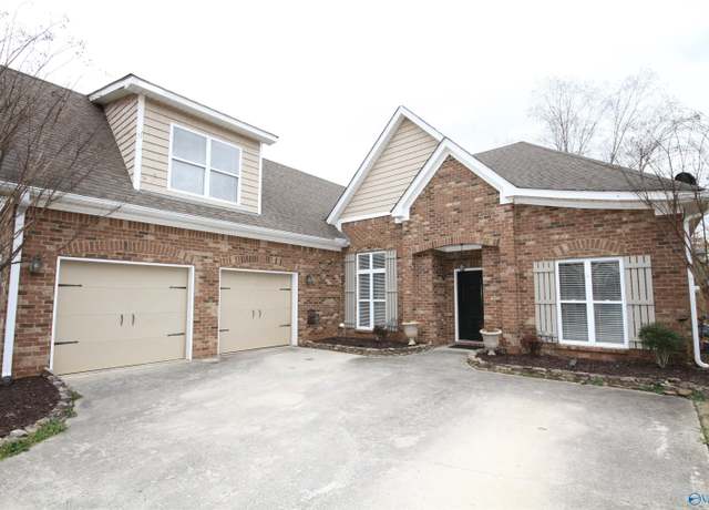 Property at 118 Thornberry Ln, Madison, AL 35758, 4 beds, 2 baths