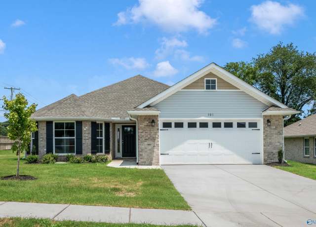 Property at 301 Carnation Ave, Meridianville, AL 35759, 4 beds, 2 baths