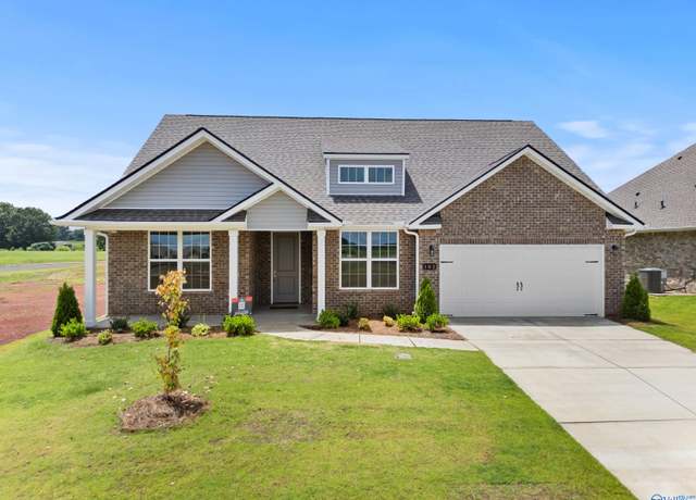 Property at 102 Goodwood Ln, Toney, AL 35773, 4 beds, 3.5 baths
