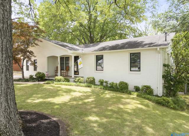 Property at 102 Robin Ln, Huntsville, AL 35802, 3 beds, 3 baths