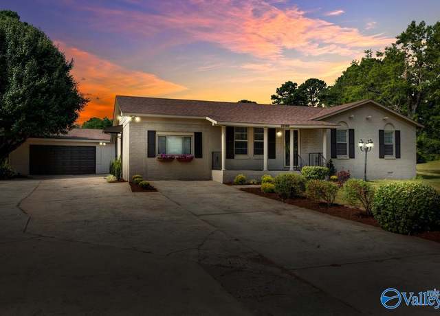 Property at 22160 Hood St, Athens, AL 35613, 3 beds, 2 baths