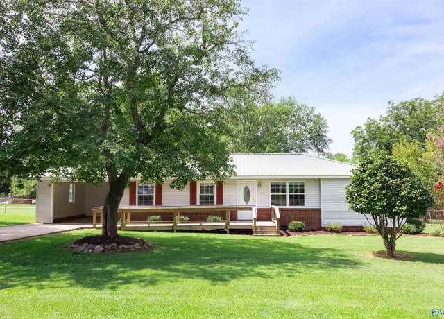 Property at 800 Woodall St, Albertville, AL 35951, 3 beds, 2 baths