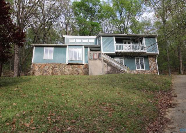 Property at 1311 Joshua Dr SE, Huntsville, AL 35803, 4 beds, 3 baths