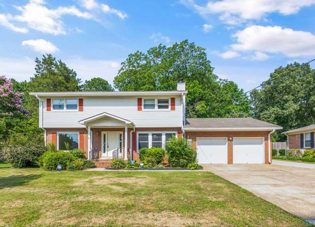 Property at 11303 Crestfield Dr, Huntsville, AL 35803, 5 beds, 2 baths