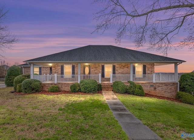 Property at 122 Mykeys Way, Huntsville, AL 35811, 4 beds, 3 baths