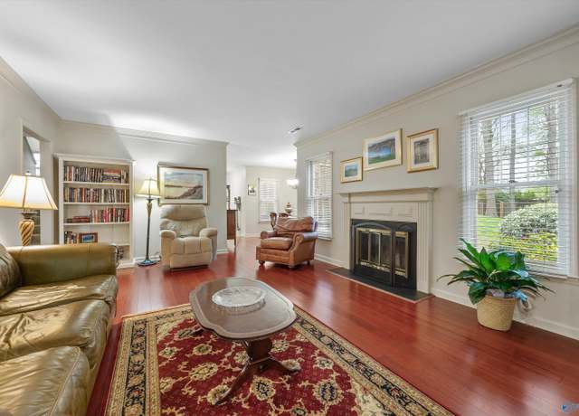 Property at 344 Inverness Dr, Huntsville, AL 35802, 2 beds, 2 baths